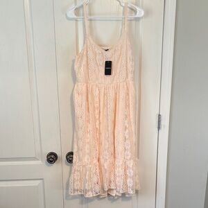 Torrid Cream Lace Midi Dress New with Tags size 10/12